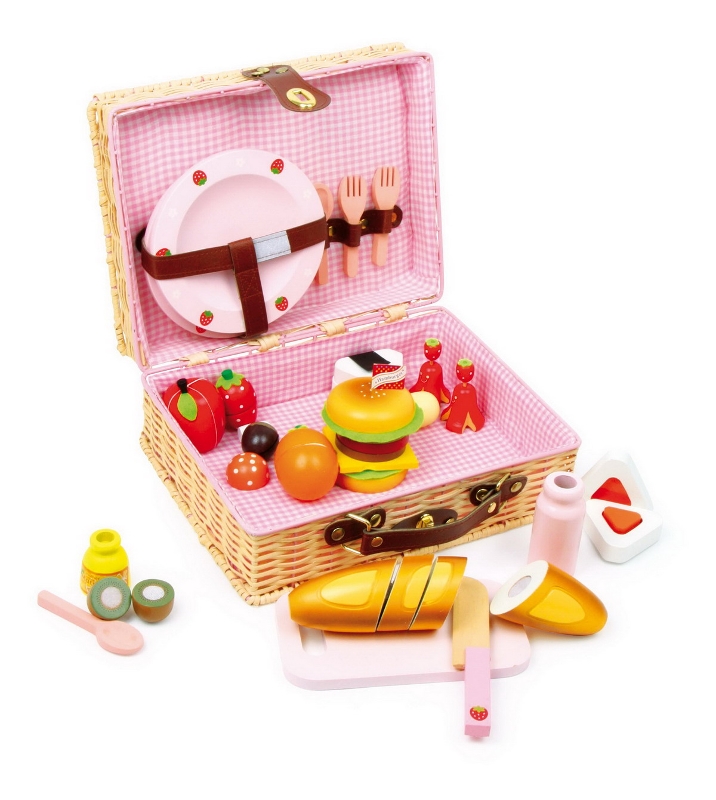 Houten speelgoed picknickmand het welbekende aardbeimotiefje bij Elly's