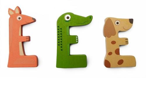 Houten Deurletter Dieren E