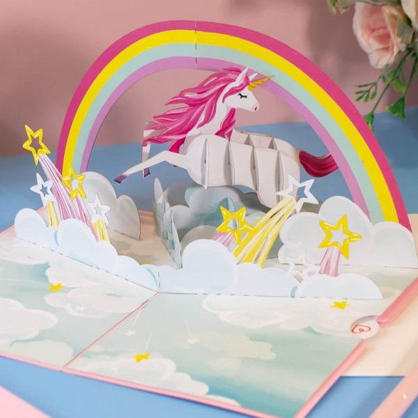3-d-pop-up-kaart-eenhoorn-regenboog