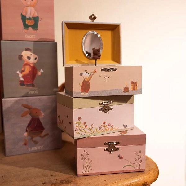 juwelendoosje-byoux-met-muziek-4-jaargetijden