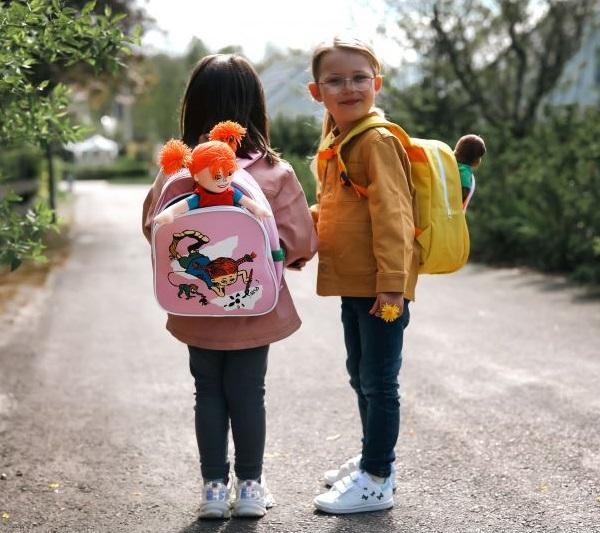 pippi-langkous-rugzak-roze