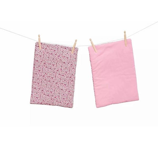 Poppie Toys Rotan Poppenbed met Dekentjes Weide