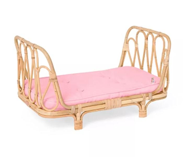 poppie-toys-rotan-poppenbedje-roze-matras